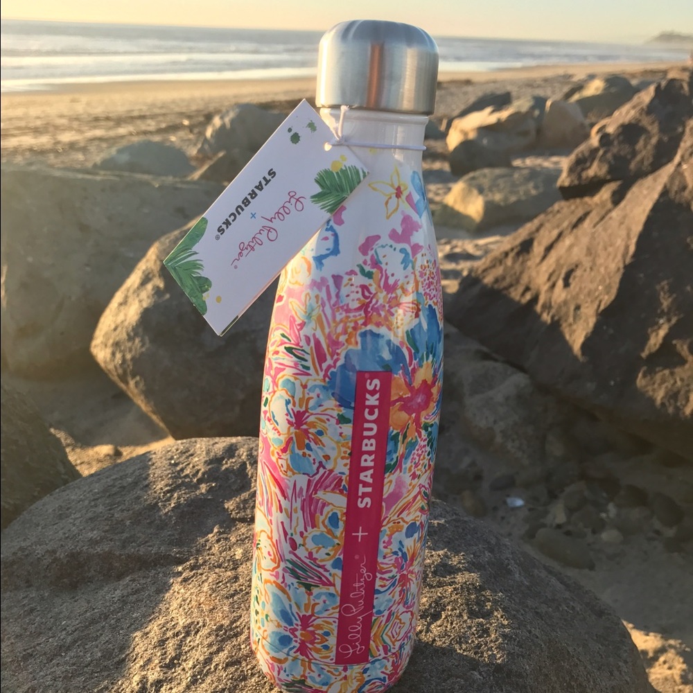 Lilly Pulitzer Swell bottle "Resort Escape Floral"
