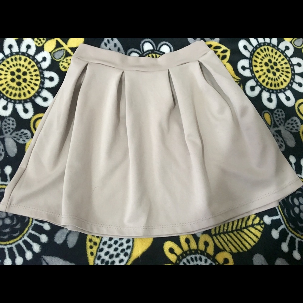 Plaited skirt