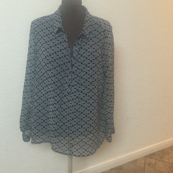 Liz Claiborne sheer blouse, like new - Picture 1 of 2
