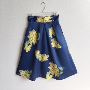 Midi Pleated Skirt Size 0