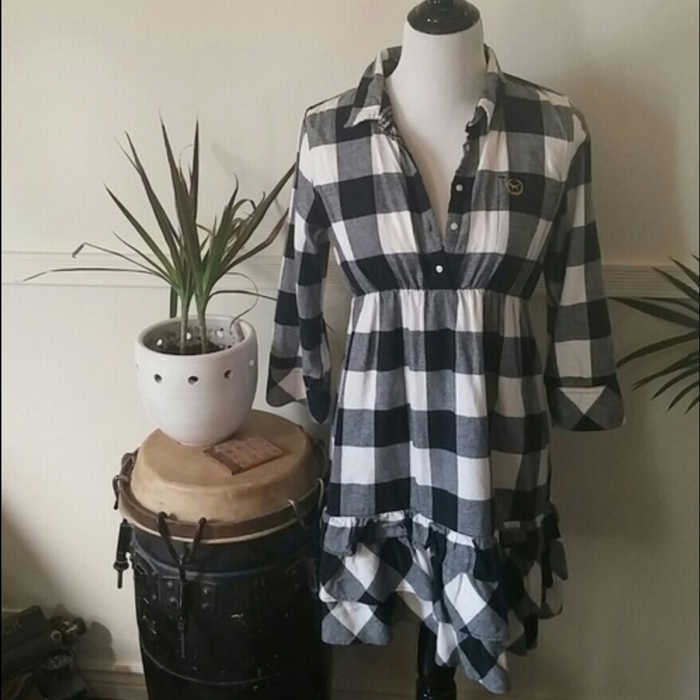 Buffalo Plaid Flannel Tunic Dress -- Juniors