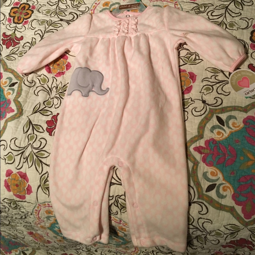 2 Carter's brand fleece outfit 6/9 month
