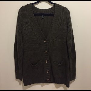 Forever 21 army green knit cardigan! Never worn!