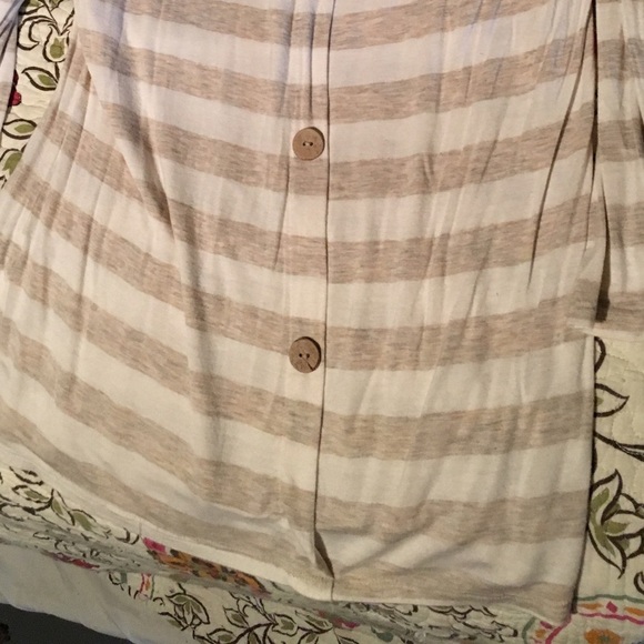 Women's Tunic - Picture 2 of 4