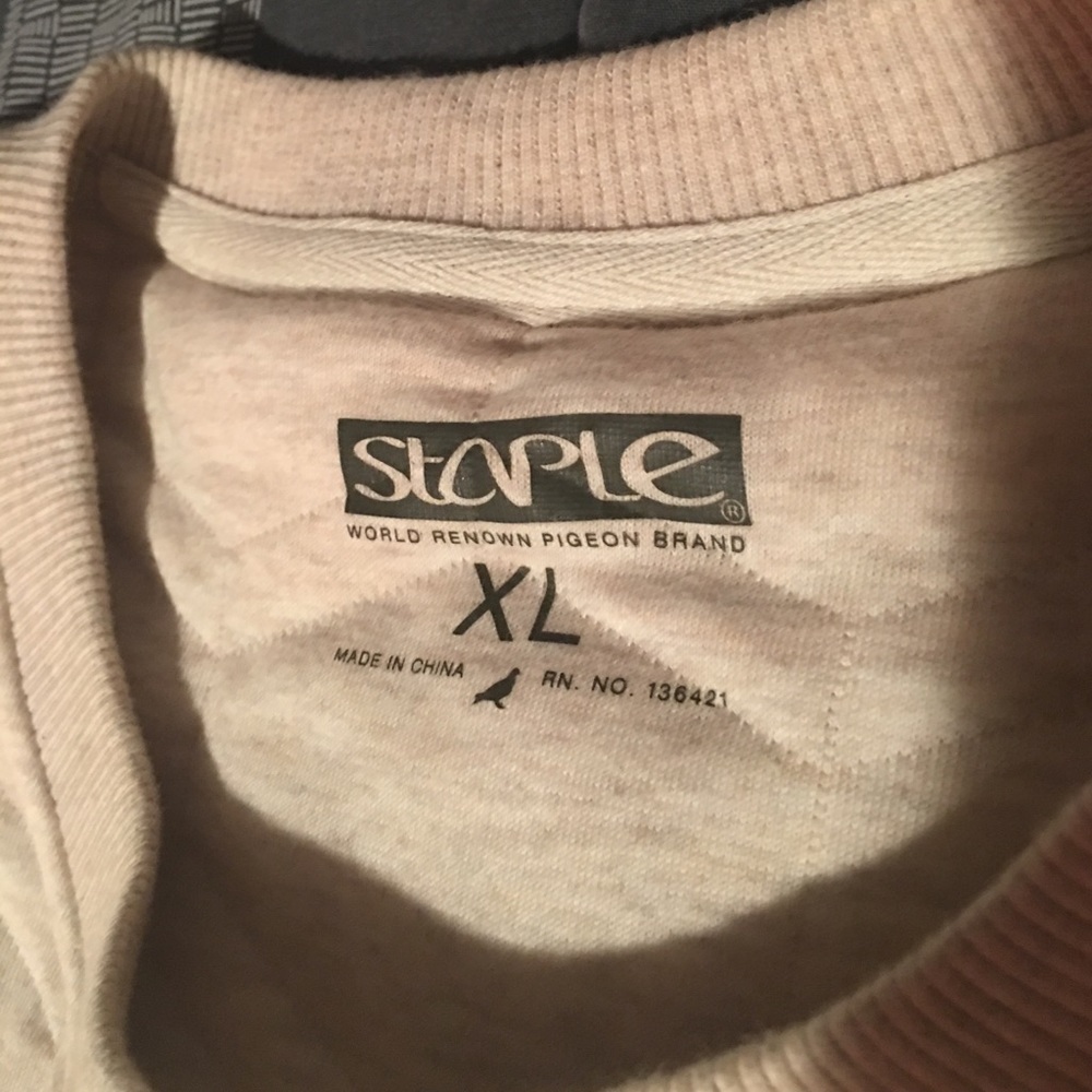 Sweatshirt - Picture 3 of 4