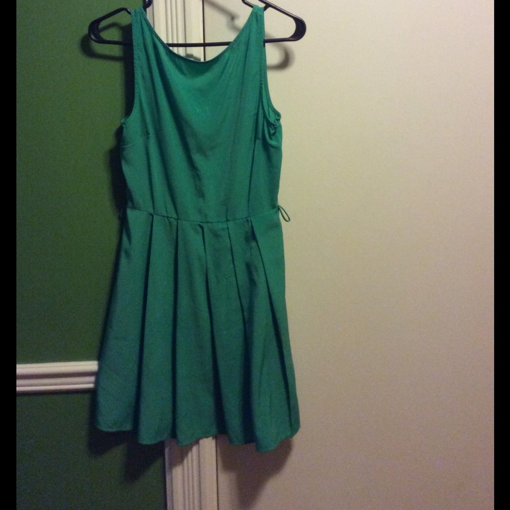 Green summer dress