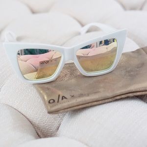 🎉🎉HUGE SALE 🎉🎉Quay x Shay Vesper Sunglasses