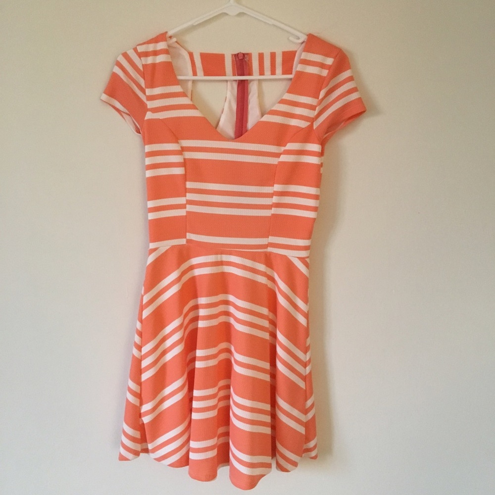 NEW! Striped Dress w/ cut-out back