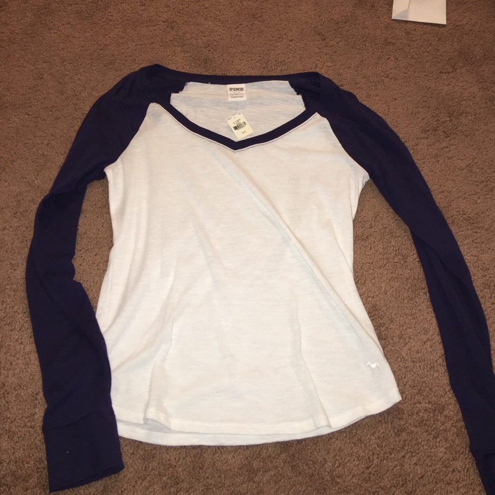 PINK Victoria Secret Long Sleeve Tee