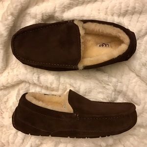 New Ugg Ascot Slippers