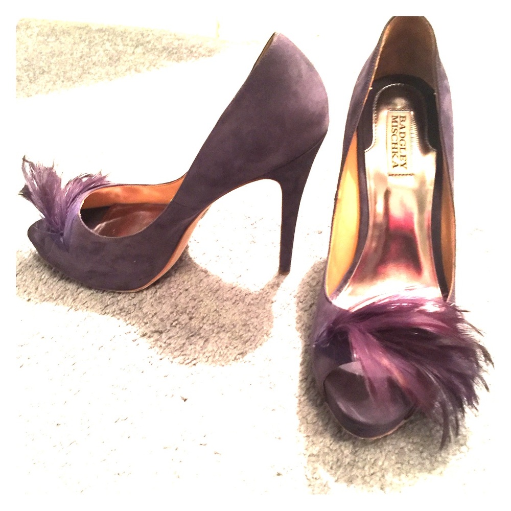 Badgley Mischka Purple Feather Peep Toe Heel