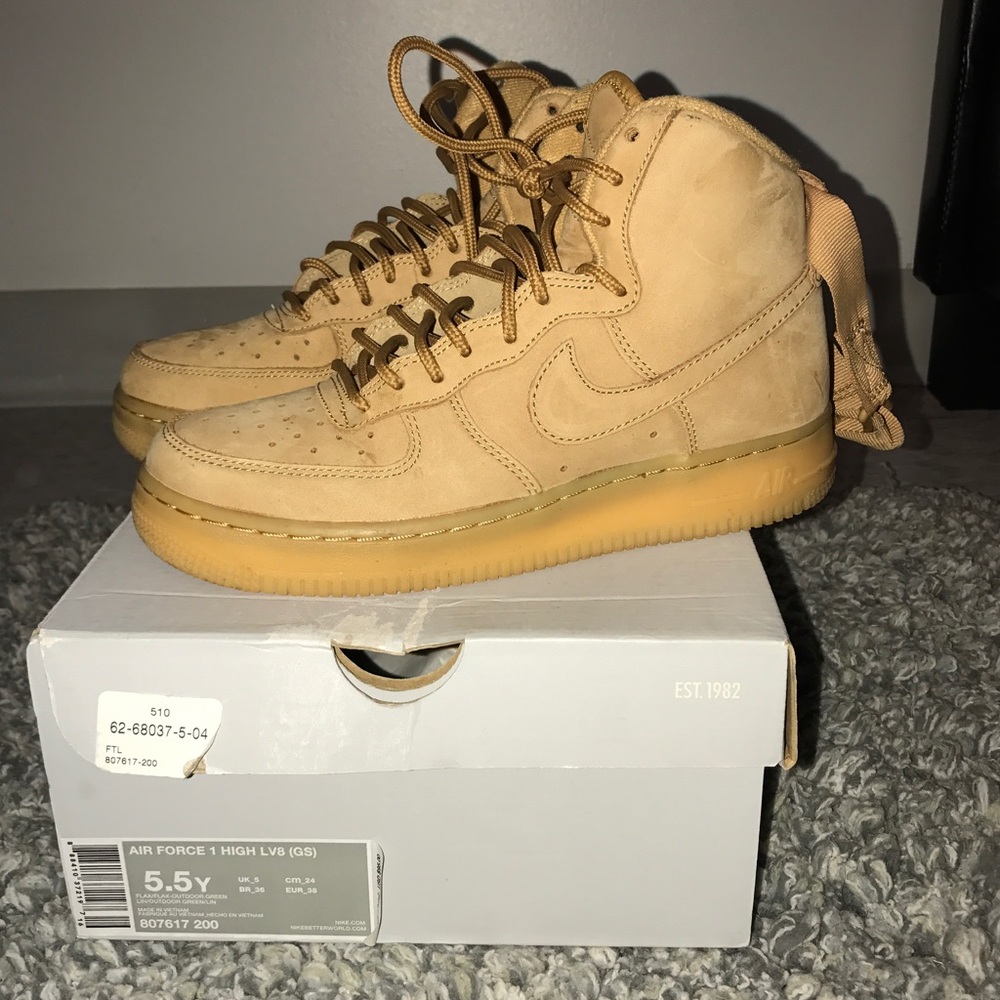 Nike wheat sneakers