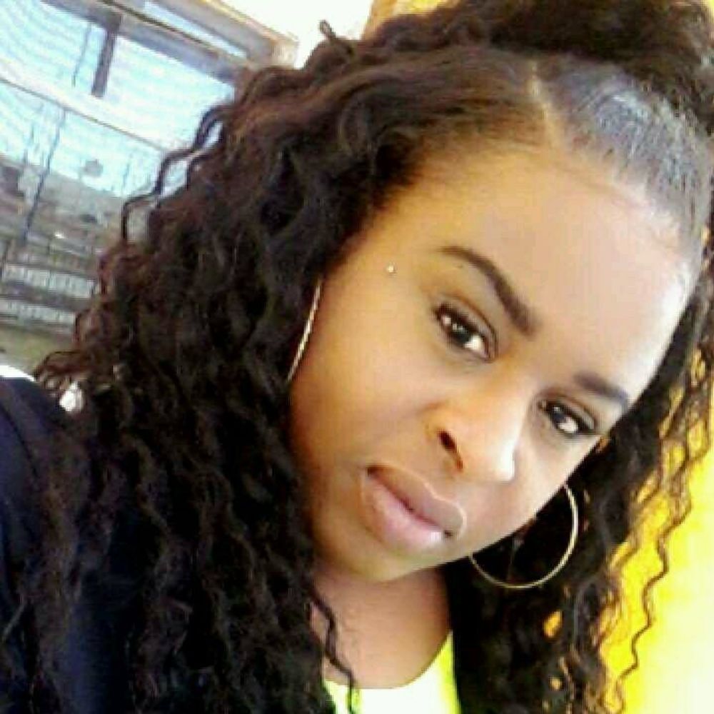 Meet your Posher, Nae