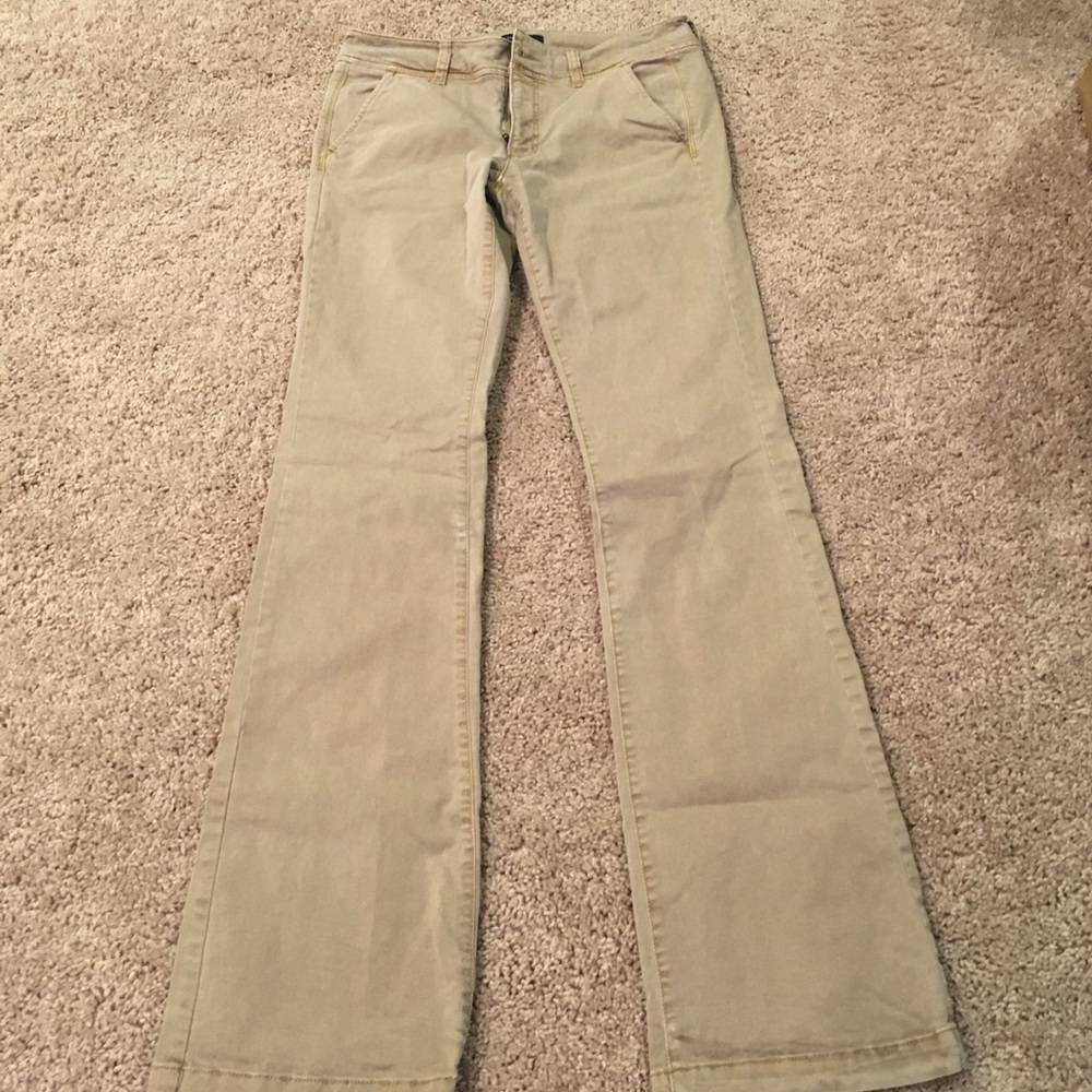 American Eagle Khaki pants