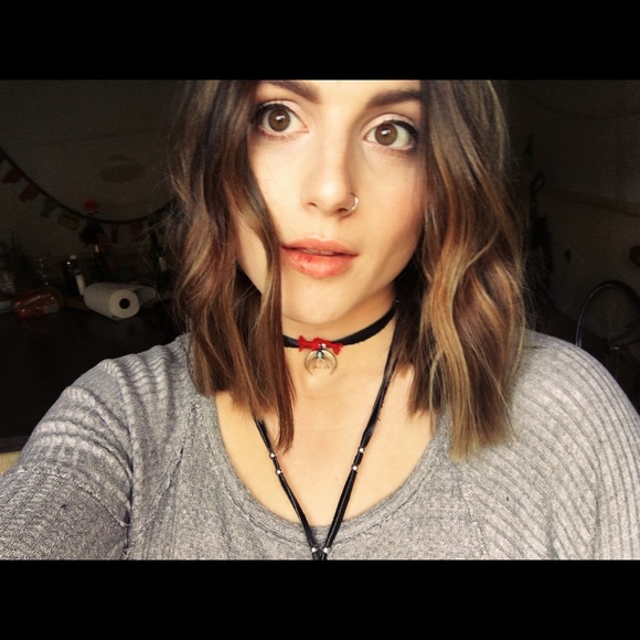 Meet your Posher, Molly - Picture 1 of 1