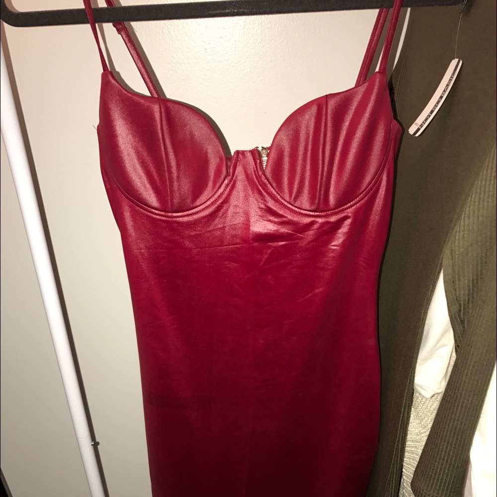 Red bodycon fashionnova dress