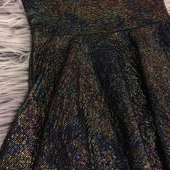 LuLaRoe Elegant Nicole Dress - Picture 4 of 5