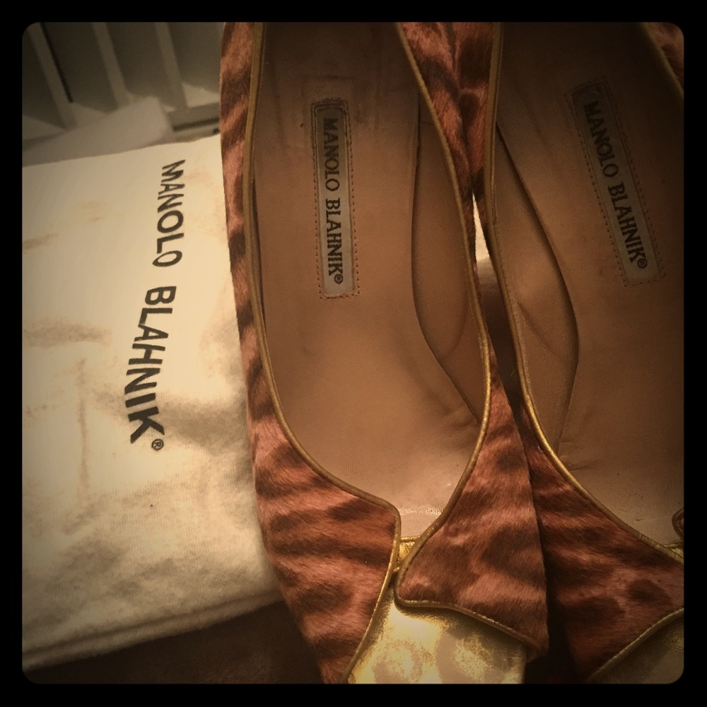 Authentic Manolo Blahnik Peeptoe Pony Hair Pumps