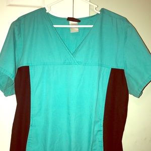 XL Cherokee scrub top
