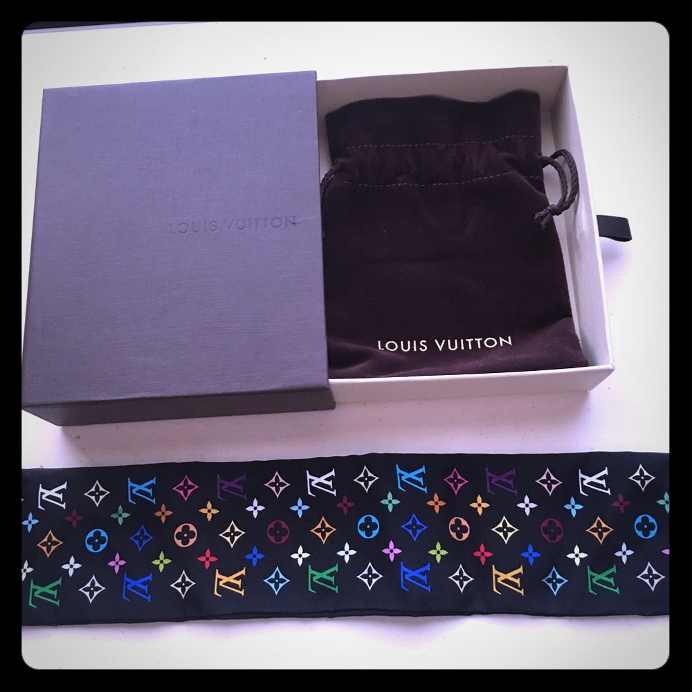 Louis Vuitton silk bandeau