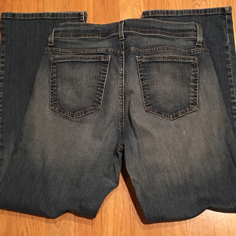 DKNY women's jeans...size 12S..."easy street Jean"