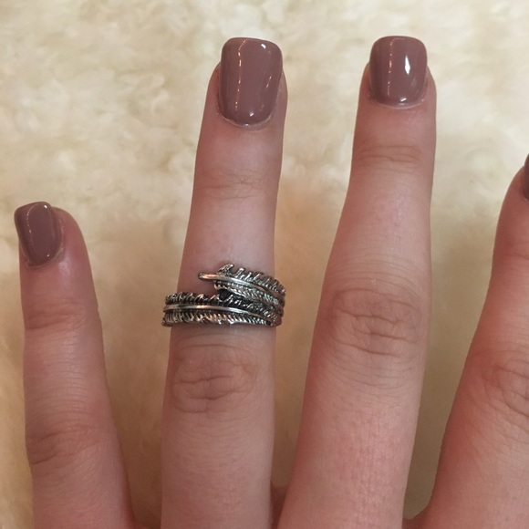 Four Rings - Picture 5 of 5