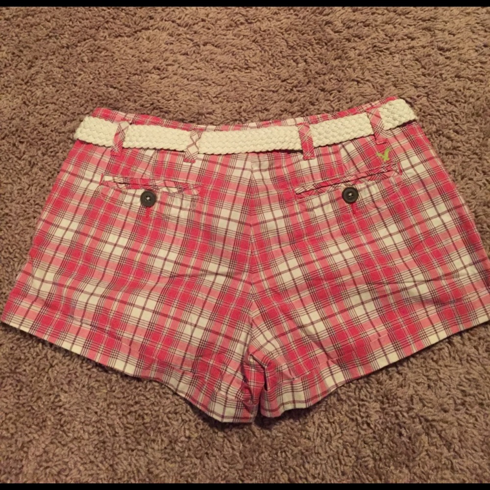 Shorts - Picture 2 of 3