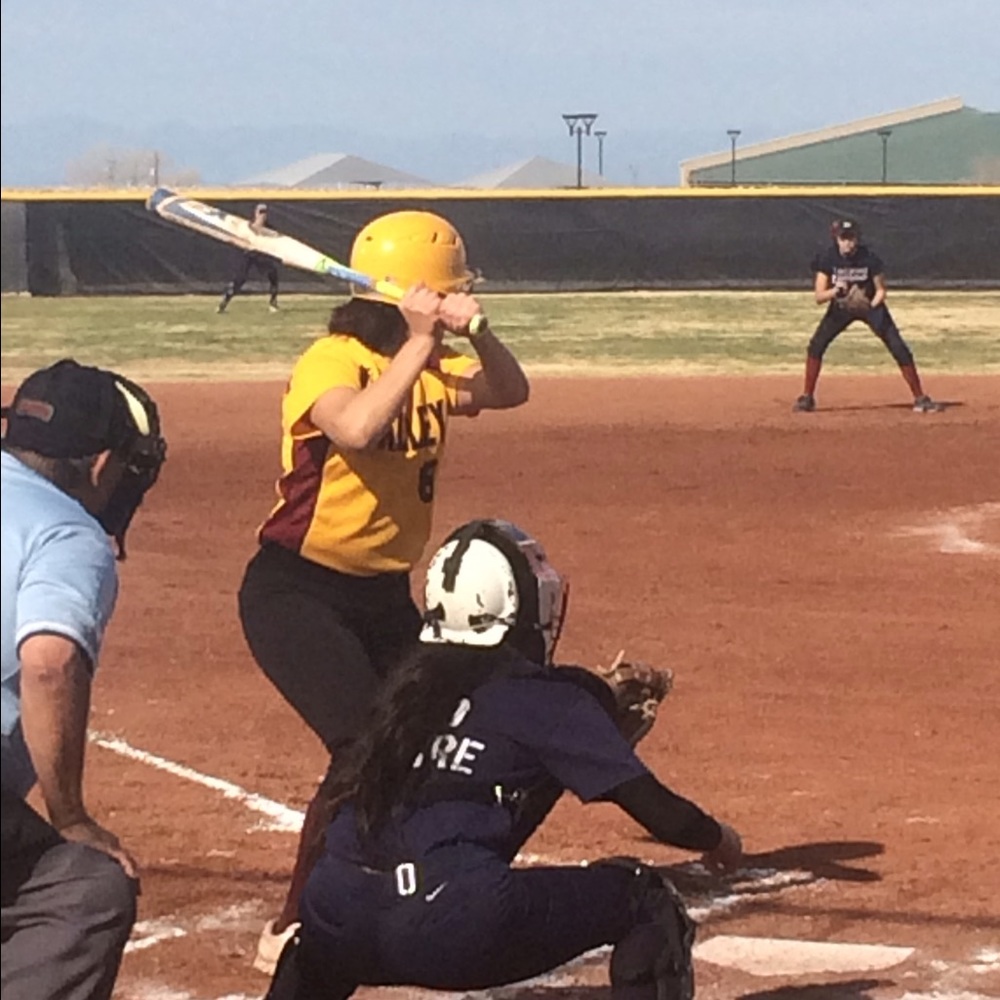 Meet your Posher, Gabriela