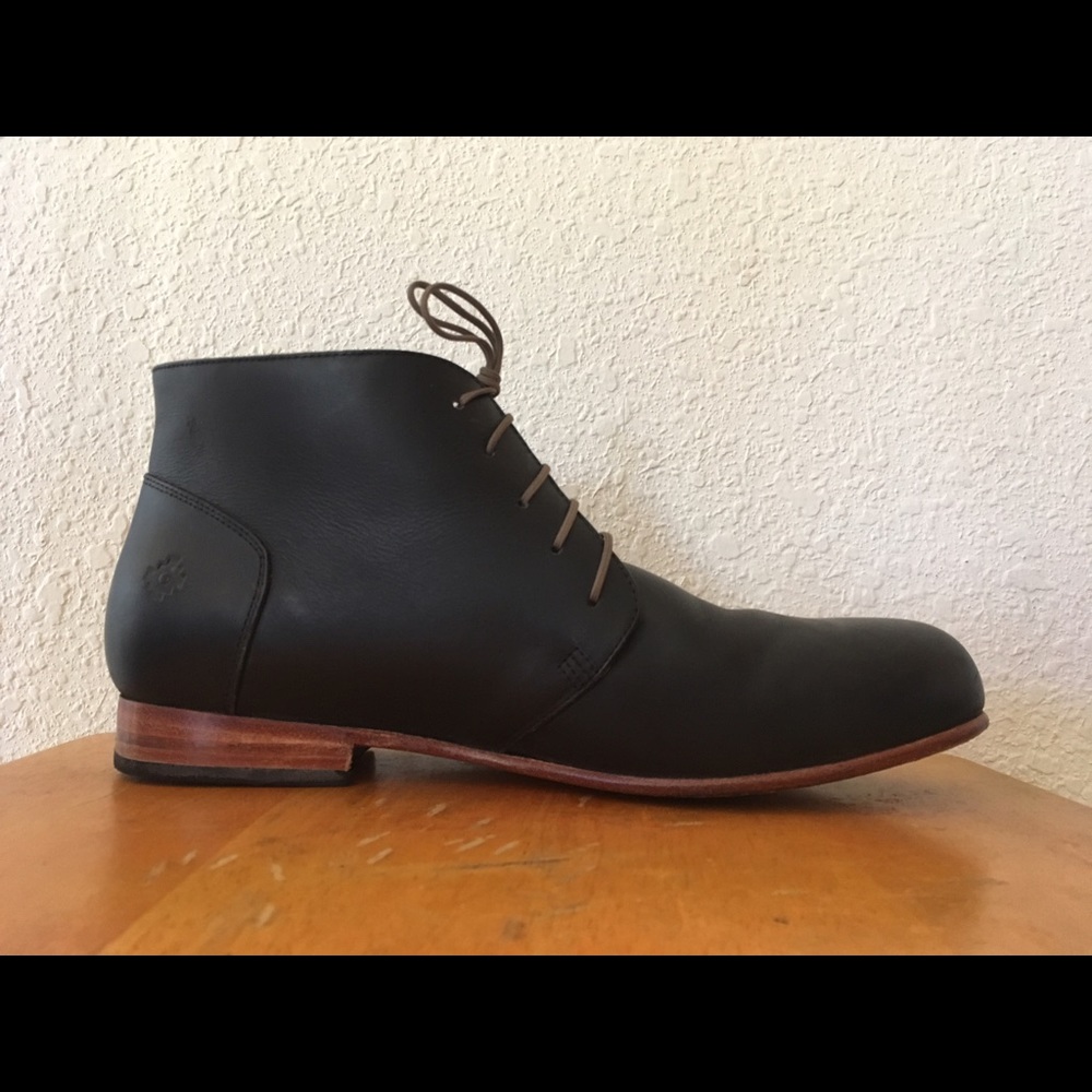 Nisolo - Emilio Chukka Boot Noir