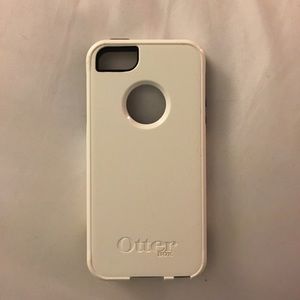 iPhone 5/5s Otter Box phone case