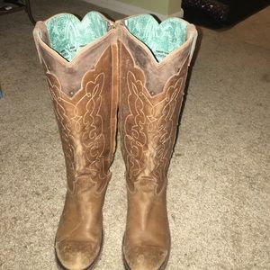 Women's Coral Vintage Distressed Cowboy Boots