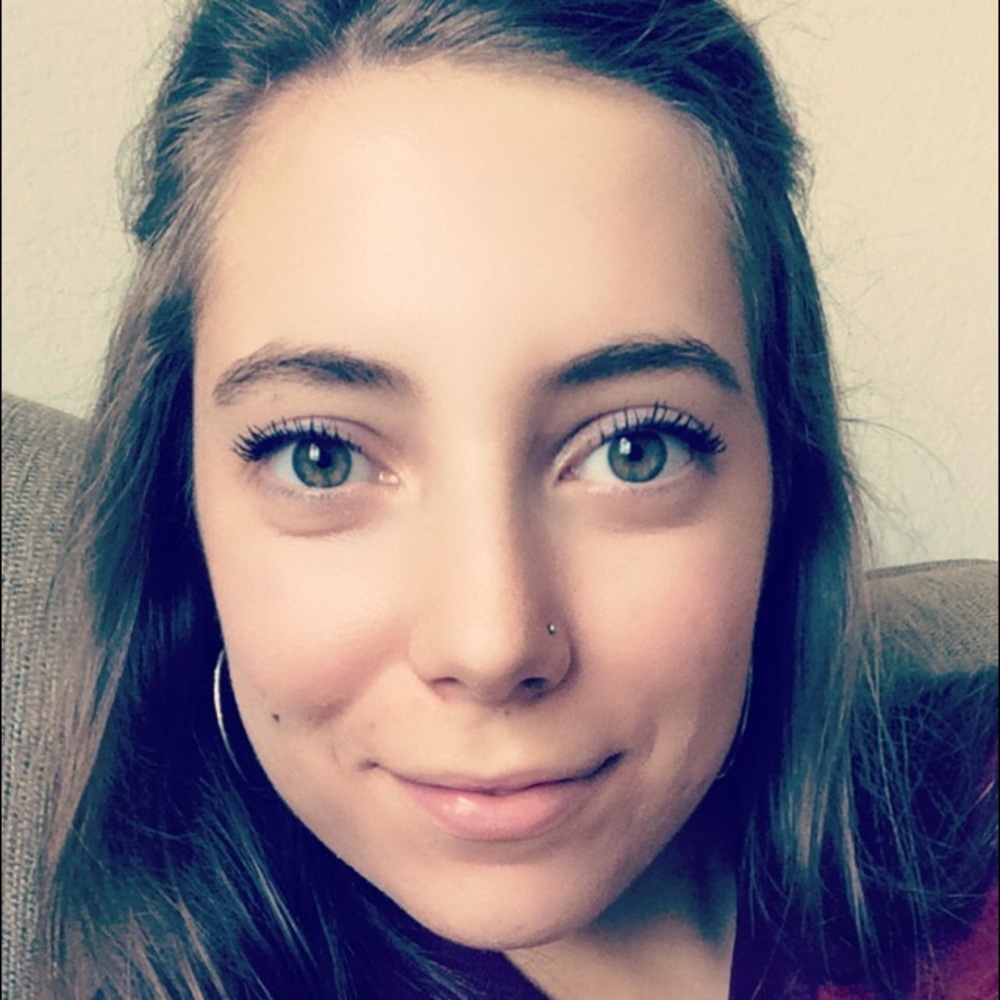 Meet your Posher, Emma