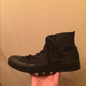 High top Black converse