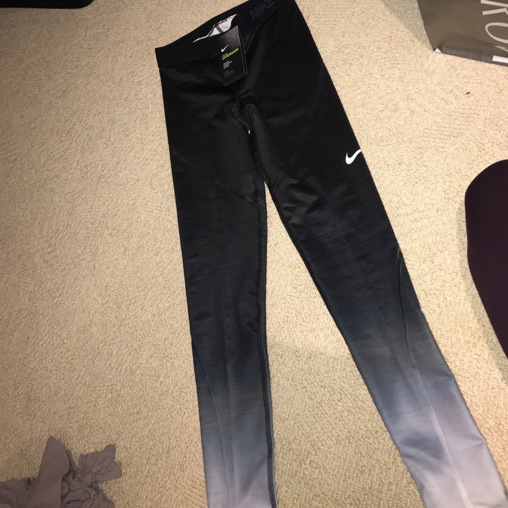 Nike leggings