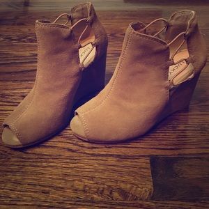 Lucky Brand wedges, Size 5.5