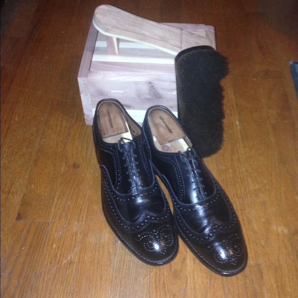 Allen Edmonds Mcallister Wingtips in 10D