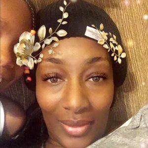 Meet your Posher, Latoya