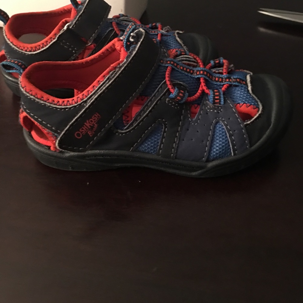 OshKosh sandals