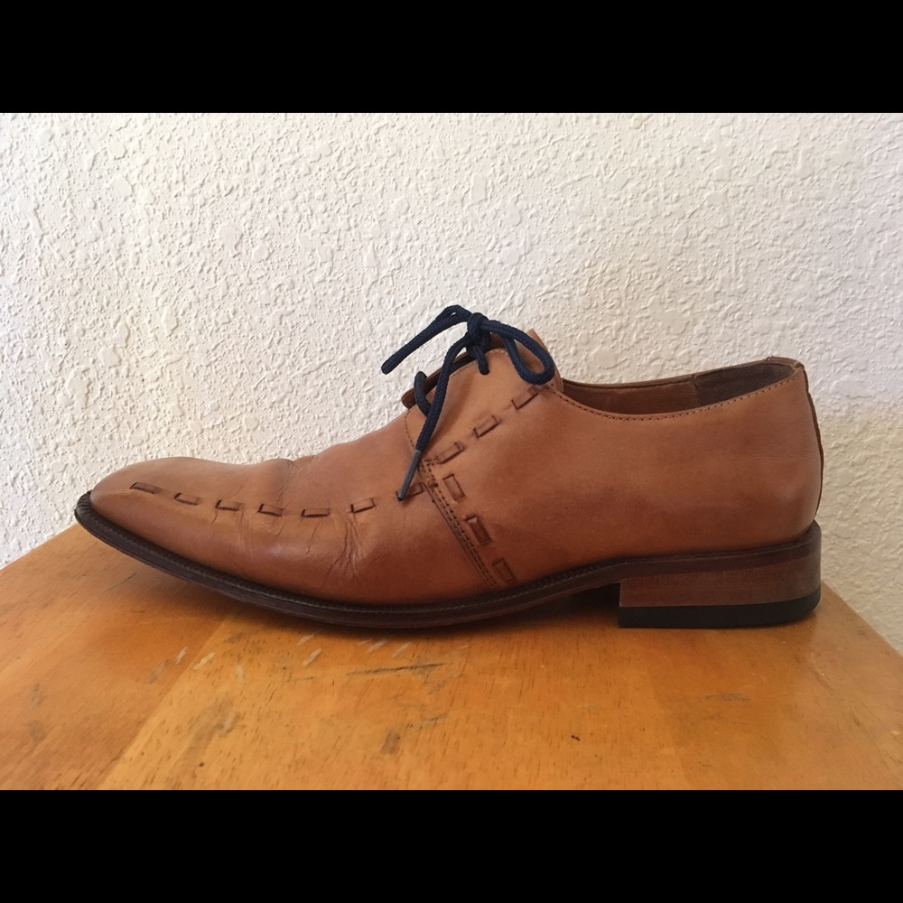 Steeple Gate - square toed oxford