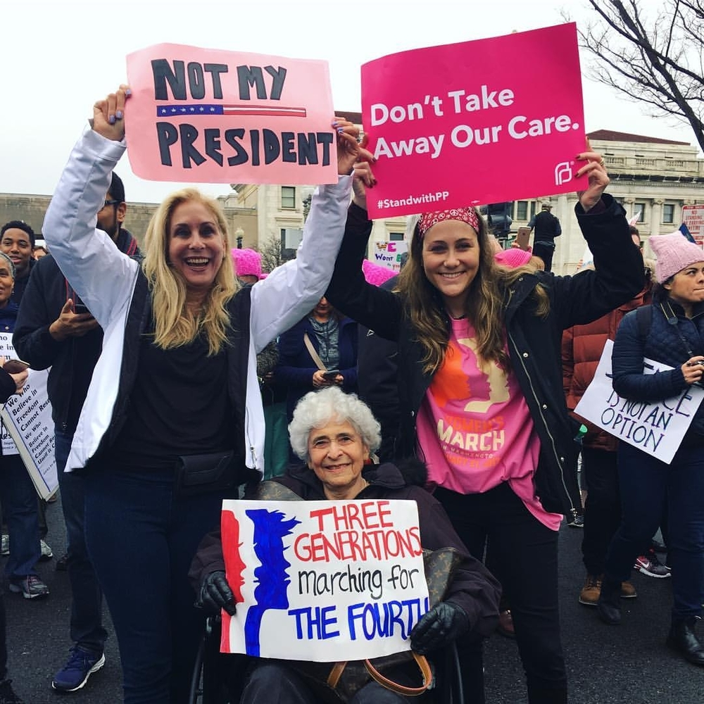 Meet your Posher, Mia