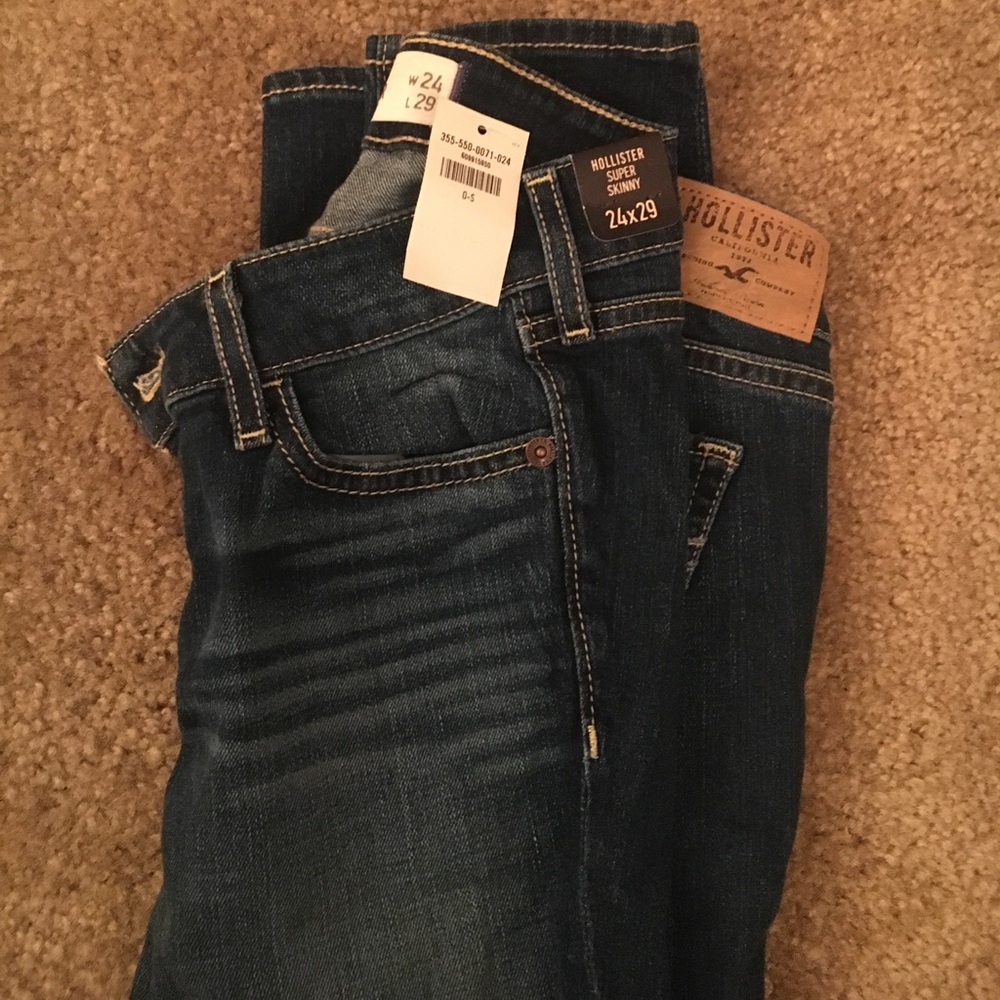 Hollister skinny jeans