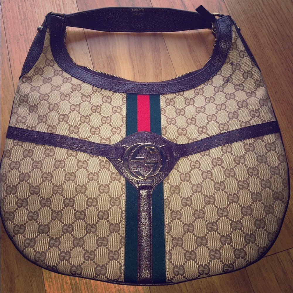 Unused authentic Gucci hobo bag