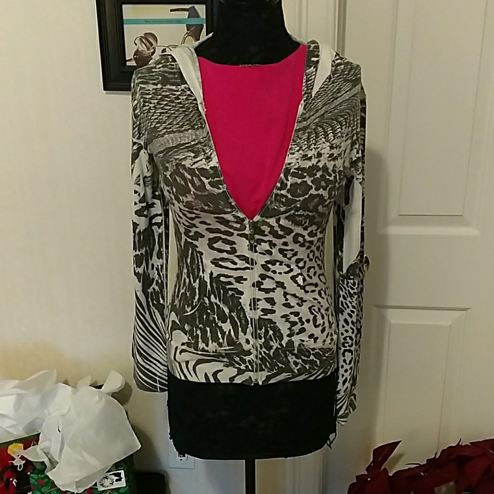 Forever 21 lightweight swrater