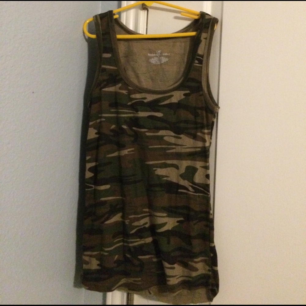 camo tank top