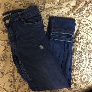 Blue skinny jeans