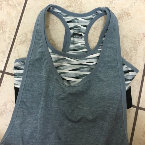 Nike dri-fit sport bra tank combo - Picture 2 of 4