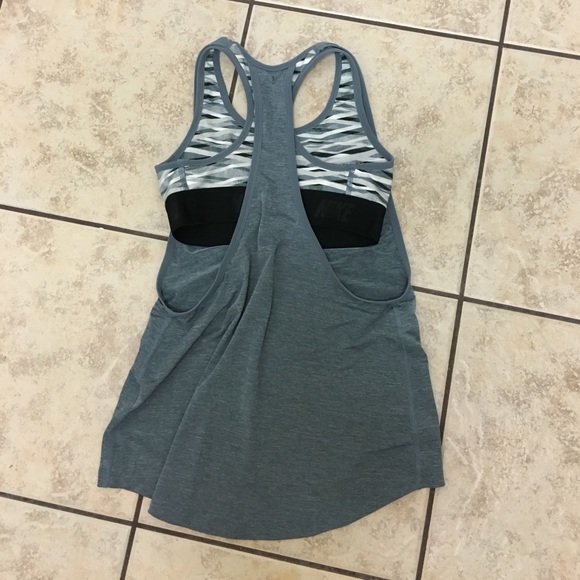 Nike dri-fit sport bra tank combo - Picture 3 of 4