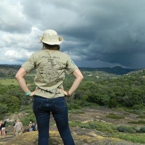 Meet your Posher, Cassandra