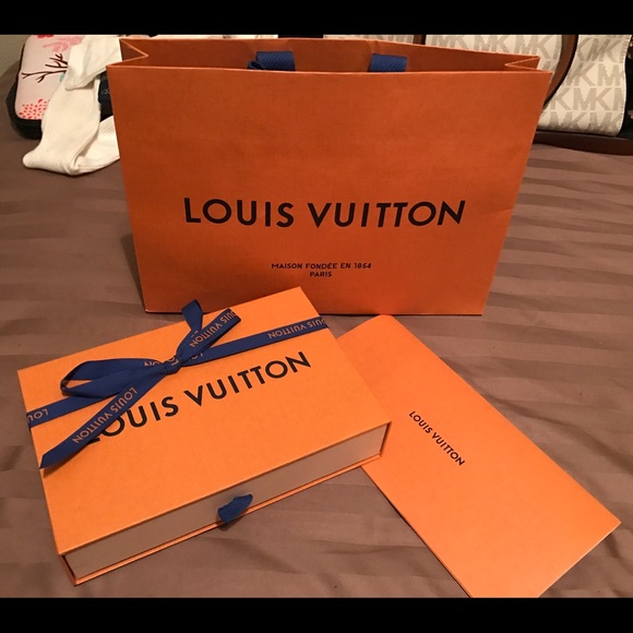 Louis Vuitton Fuchsia Wallet - Picture 2 of 6