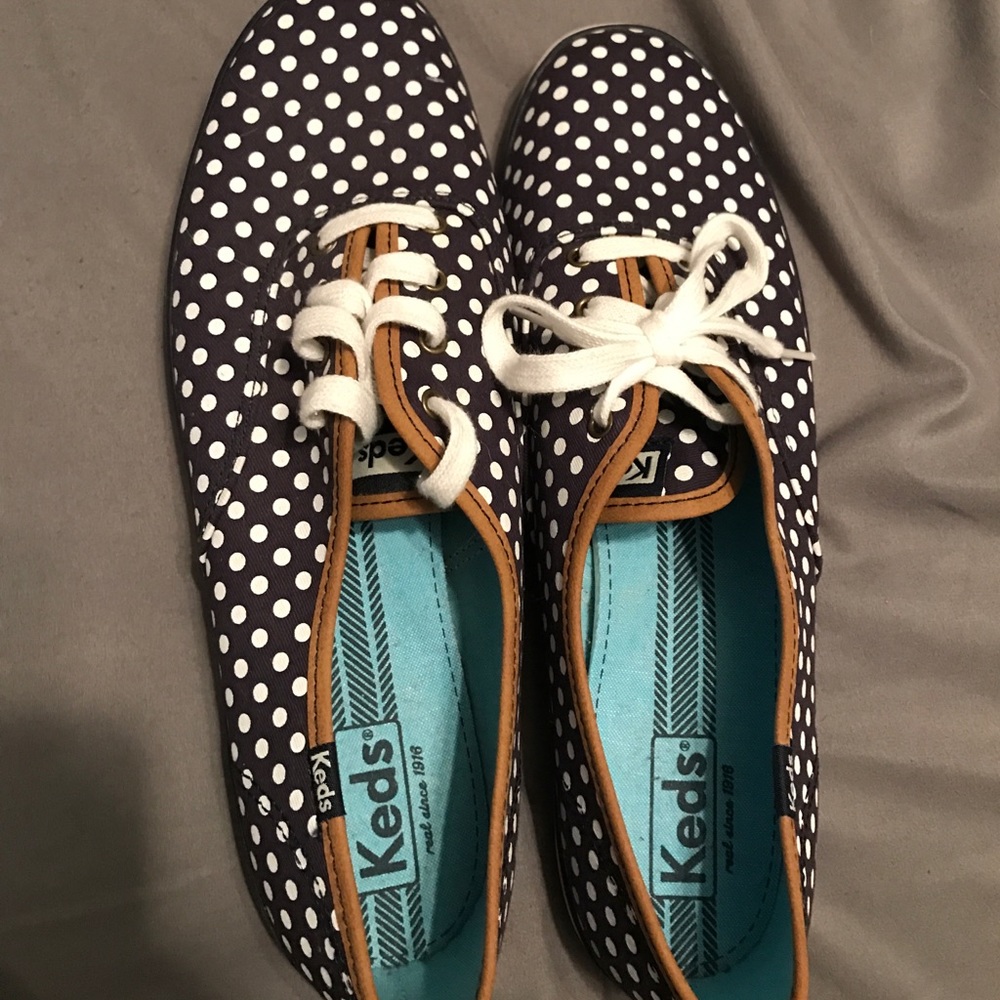 Brand new polka dot keds